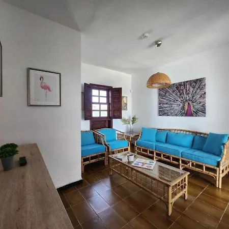 Salada On The Ocean Shore * 科斯塔卡莱塔