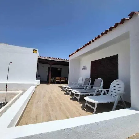 Salada On The Ocean Shore * Caleta de Fuste