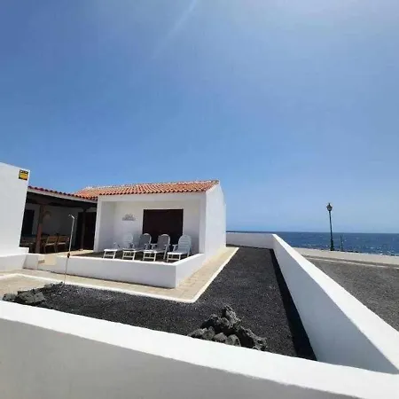 Salada On The Ocean Shore *